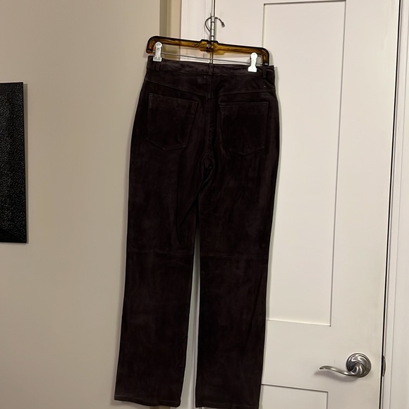 Brown suede pant with 4 pockets. - Picture 2 of 2